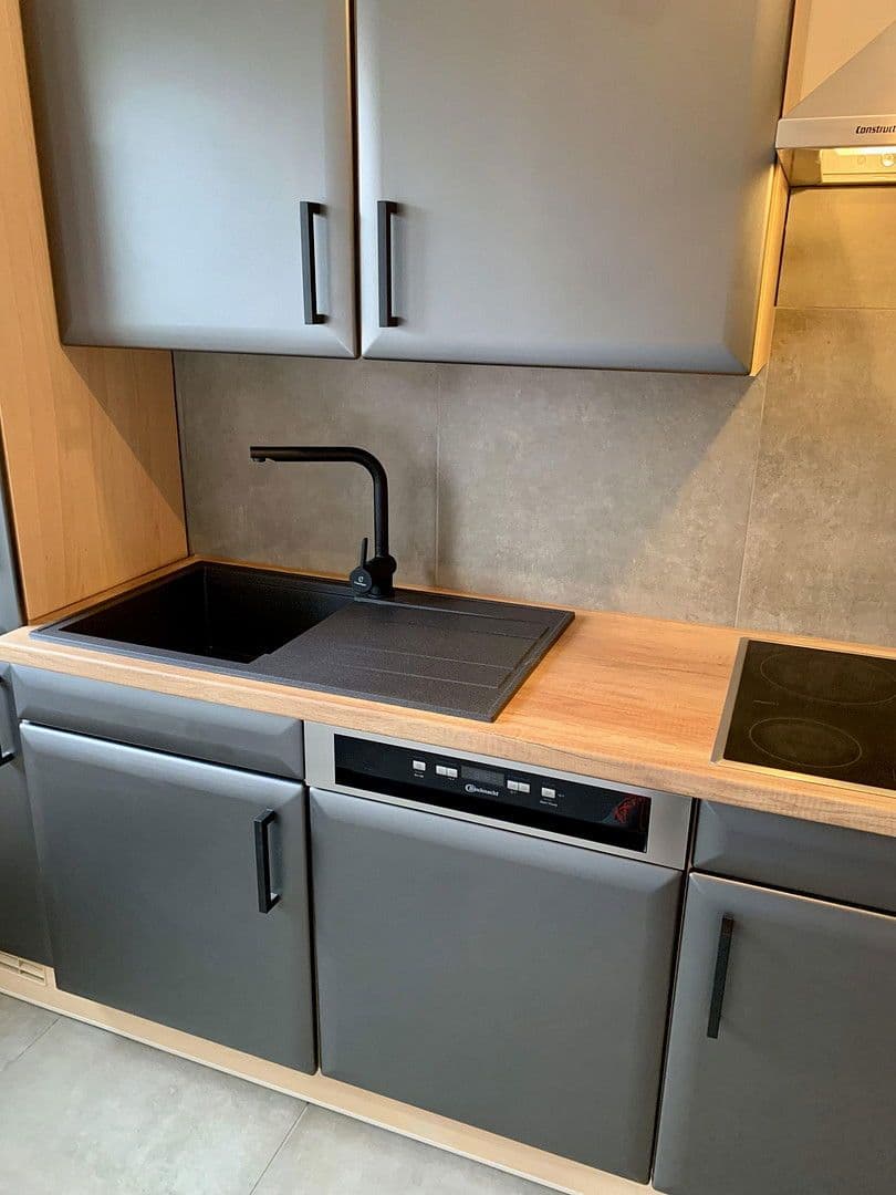 Prenájom bytu 4-izbový 96 m², Hardegsen, Dolné Sasko Prenájom bytu 4-izbový 96 m², Hardegsen, Dolné Sasko