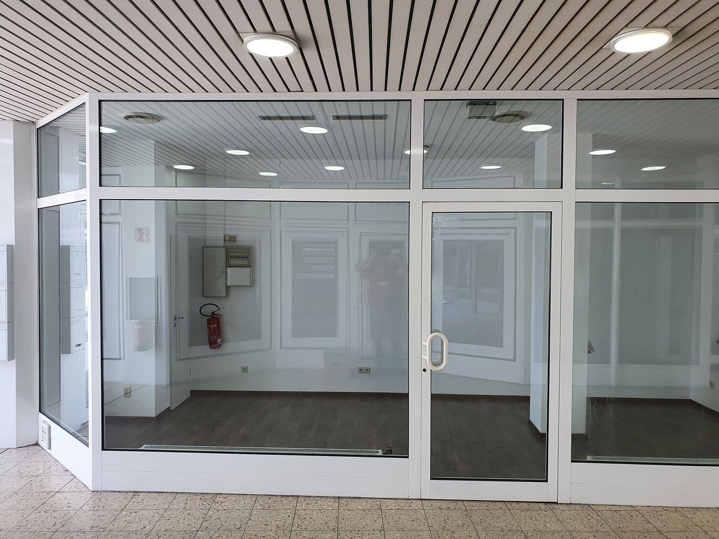 Prenájom nebytového priestoru 20 m², Bahnstrasse 28-30, Erkrath, Severné Porýnie - Westfálsko Prenájom nebytového priestoru 20 m², Bahnstrasse 28-30, Erkrath, Severné Porýnie - Westfálsko