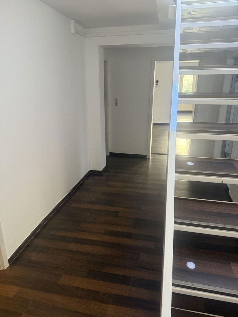 Prenájom domu 180 m², pozemek 500 m², Kapellenstraße 12a, Hannover, Dolné Sasko Prenájom domu 180 m², pozemek 500 m², Kapellenstraße 12a, Hannover, Dolné Sasko