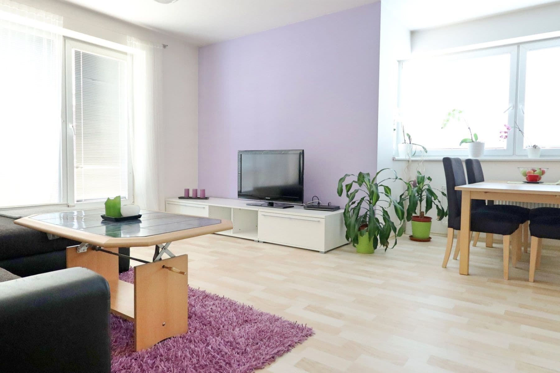 Prenájom bytu 3-izbový 81 m², Sicherova, Praha, Praha Prenájom bytu 3-izbový 81 m², Sicherova, Praha, Praha
