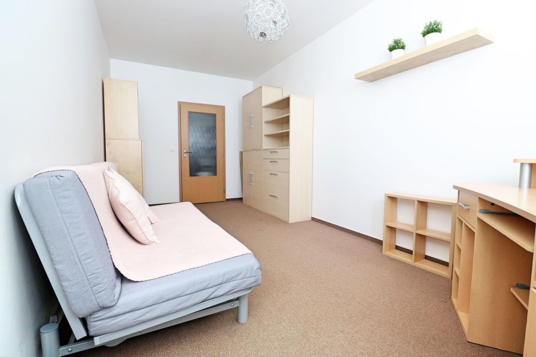 Prenájom bytu 3-izbový 81 m², Sicherova, Praha, Praha Prenájom bytu 3-izbový 81 m², Sicherova, Praha, Praha