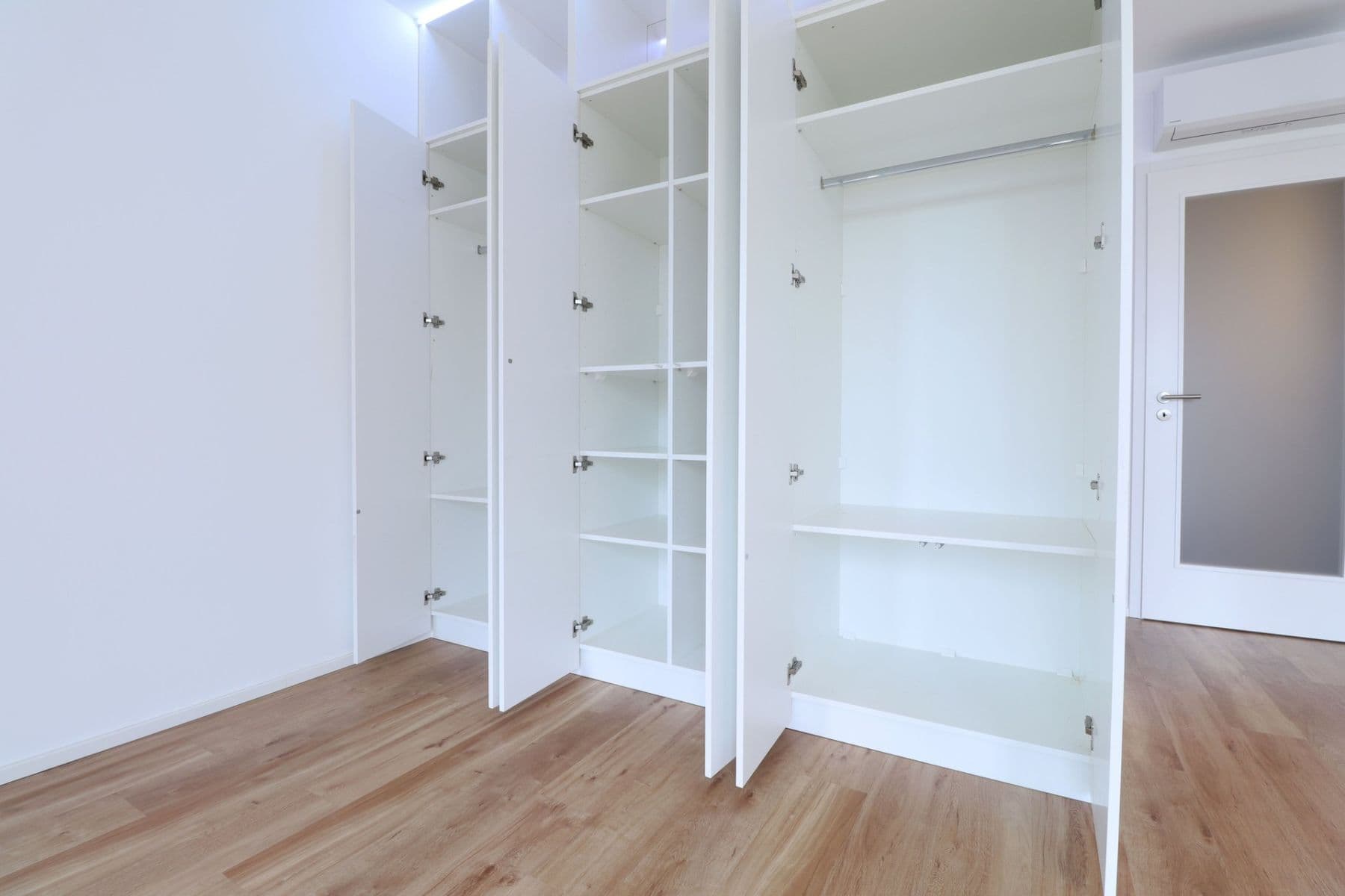 Prenájom bytu 1-izbový 47 m², Lihovarská, Praha, Praha Prenájom bytu 1-izbový 47 m², Lihovarská, Praha, Praha