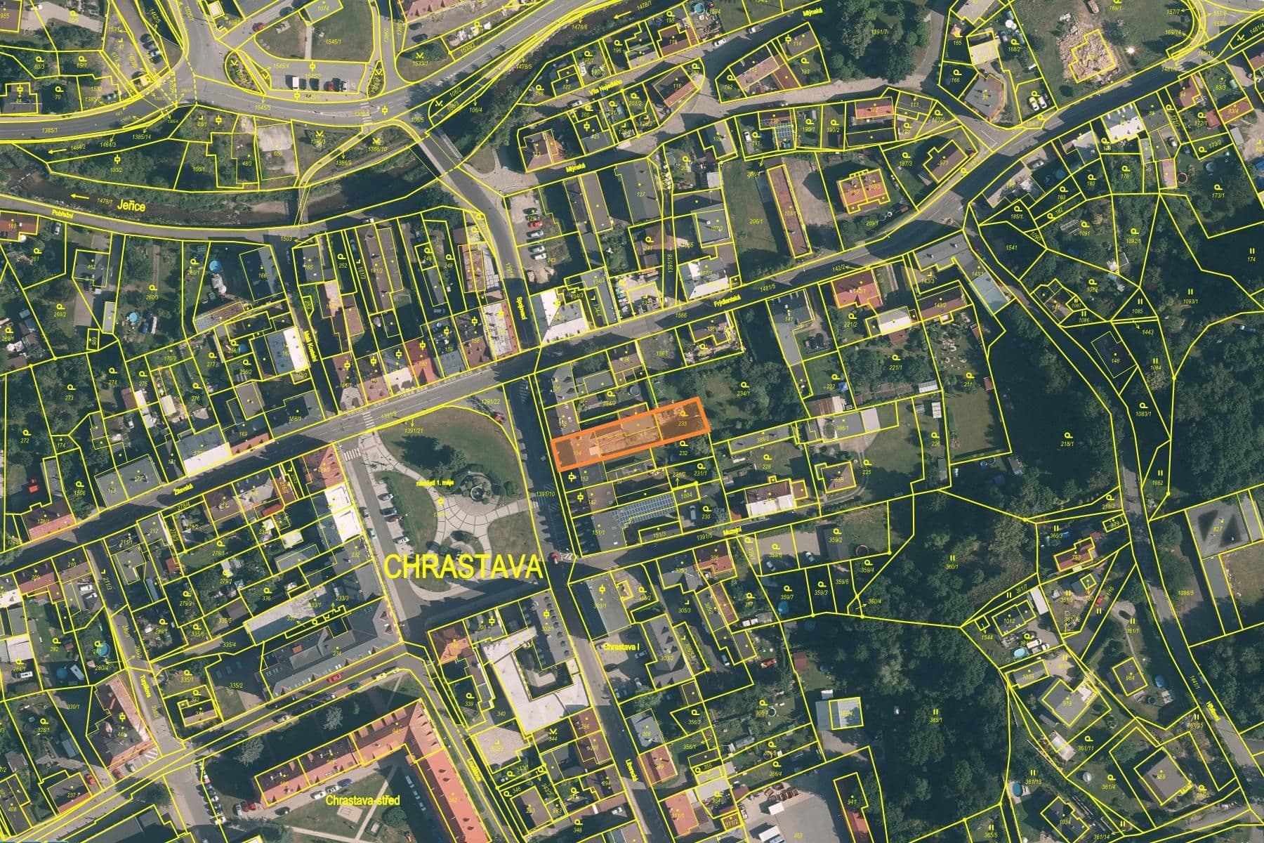 Predaj domu 464 m², pozemek 609 m², náměstí 1. máje, Chrastava, Liberecký kraj Predaj domu 464 m², pozemek 609 m², náměstí 1. máje, Chrastava, Liberecký kraj