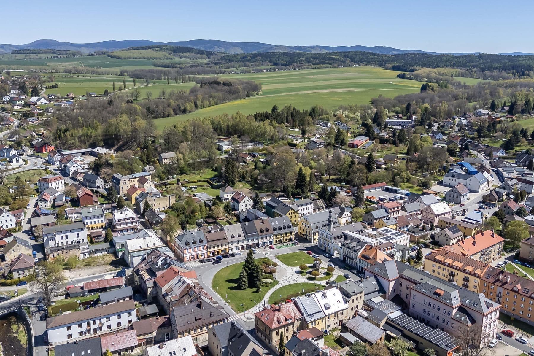 Predaj nebytového priestoru 609 m², náměstí 1. máje, Chrastava, Liberecký kraj Predaj nebytového priestoru 609 m², náměstí 1. máje, Chrastava, Liberecký kraj