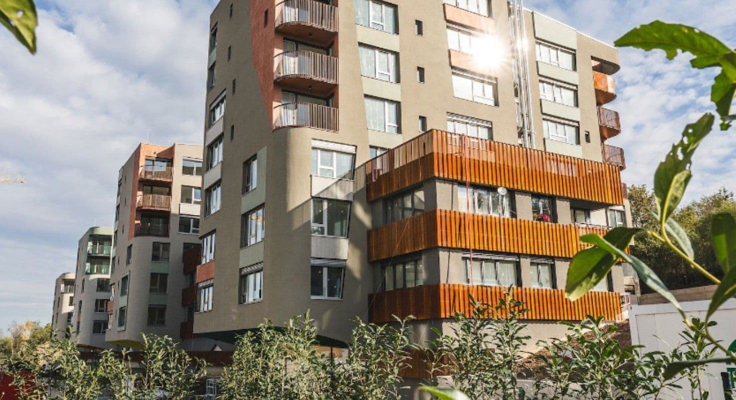 Prenájom bytu 2-izbový 110 m², U Komína, Praha, Praha Prenájom bytu 2-izbový 110 m², U Komína, Praha, Praha