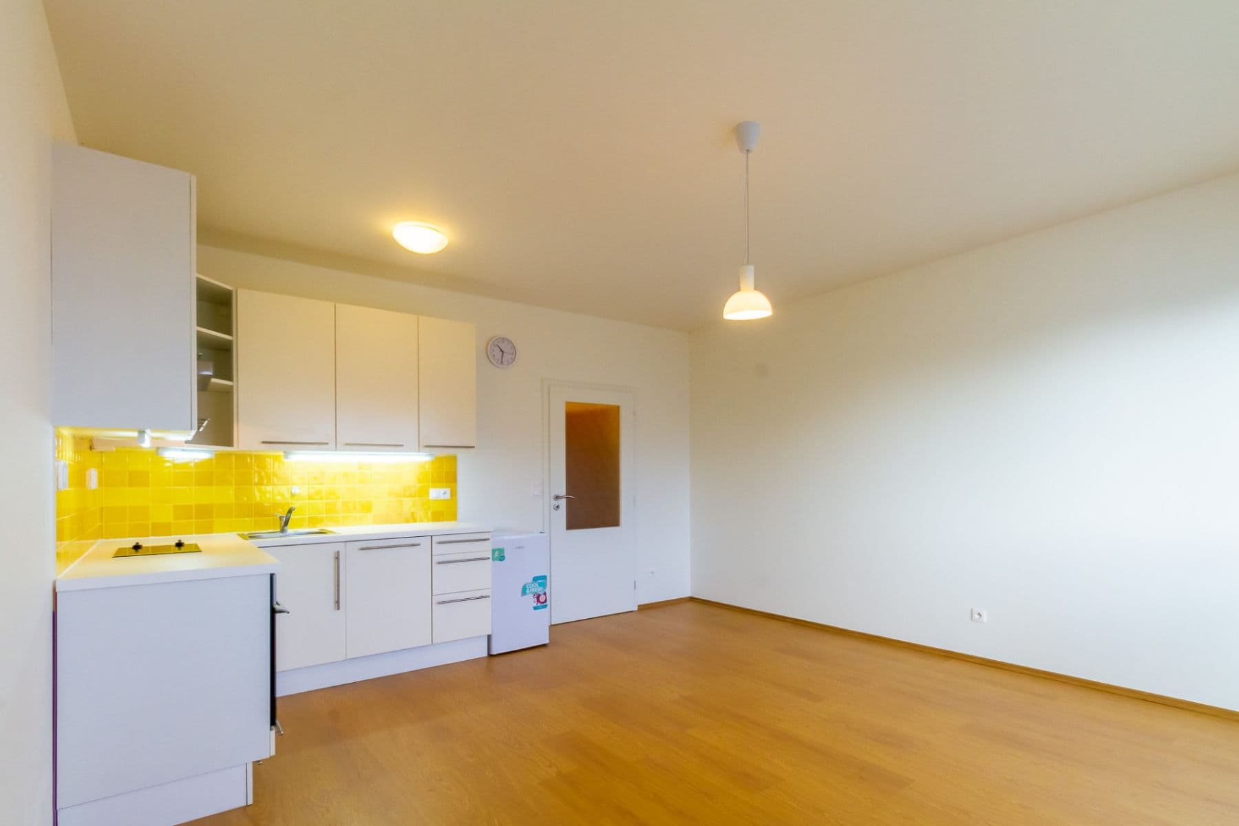 Prenájom bytu 1-izbový 28 m², Švihovská, Praha, Praha Prenájom bytu 1-izbový 28 m², Švihovská, Praha, Praha