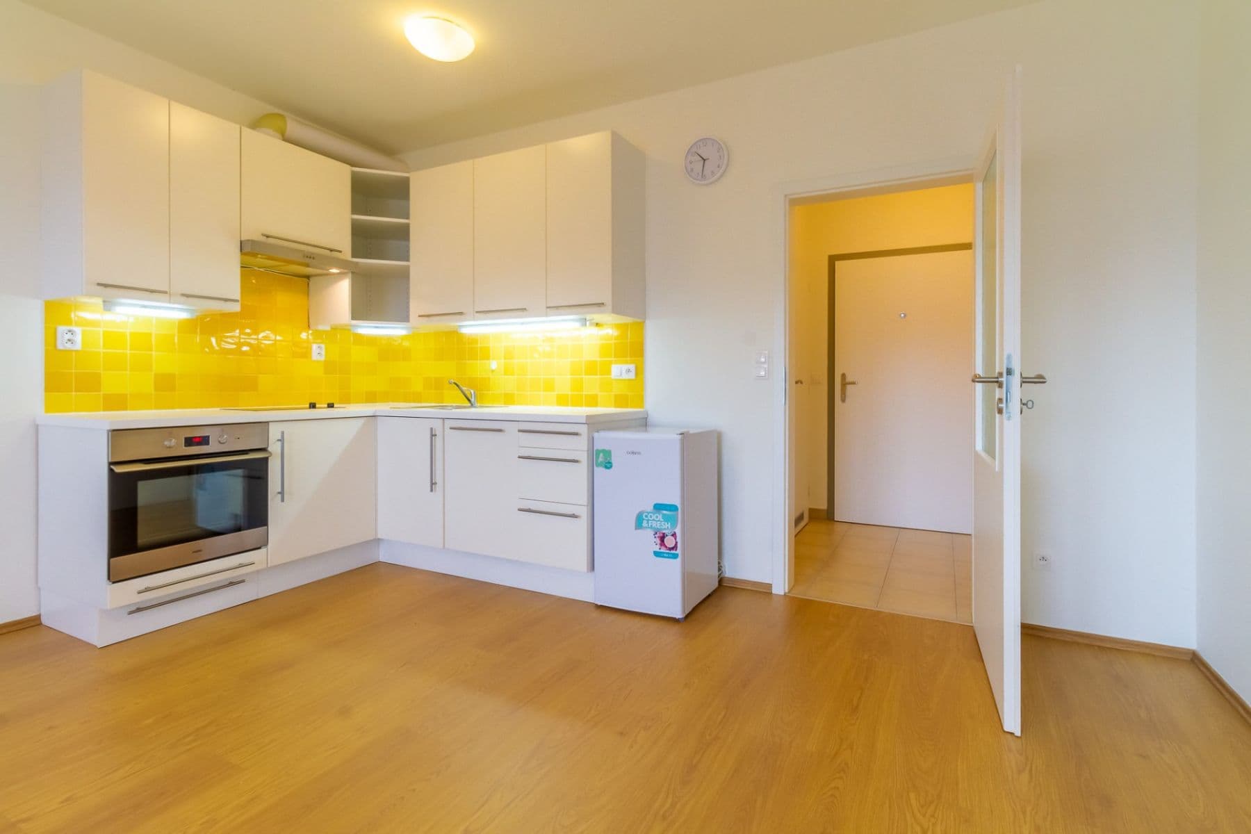 Prenájom bytu 1-izbový 28 m², Švihovská, Praha, Praha Prenájom bytu 1-izbový 28 m², Švihovská, Praha, Praha