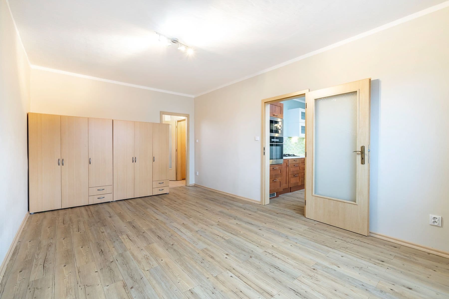 Predaj bytu 2-izbový 74 m², Luďka Matury, Pardubice, Pardubický kraj Predaj bytu 2-izbový 74 m², Luďka Matury, Pardubice, Pardubický kraj