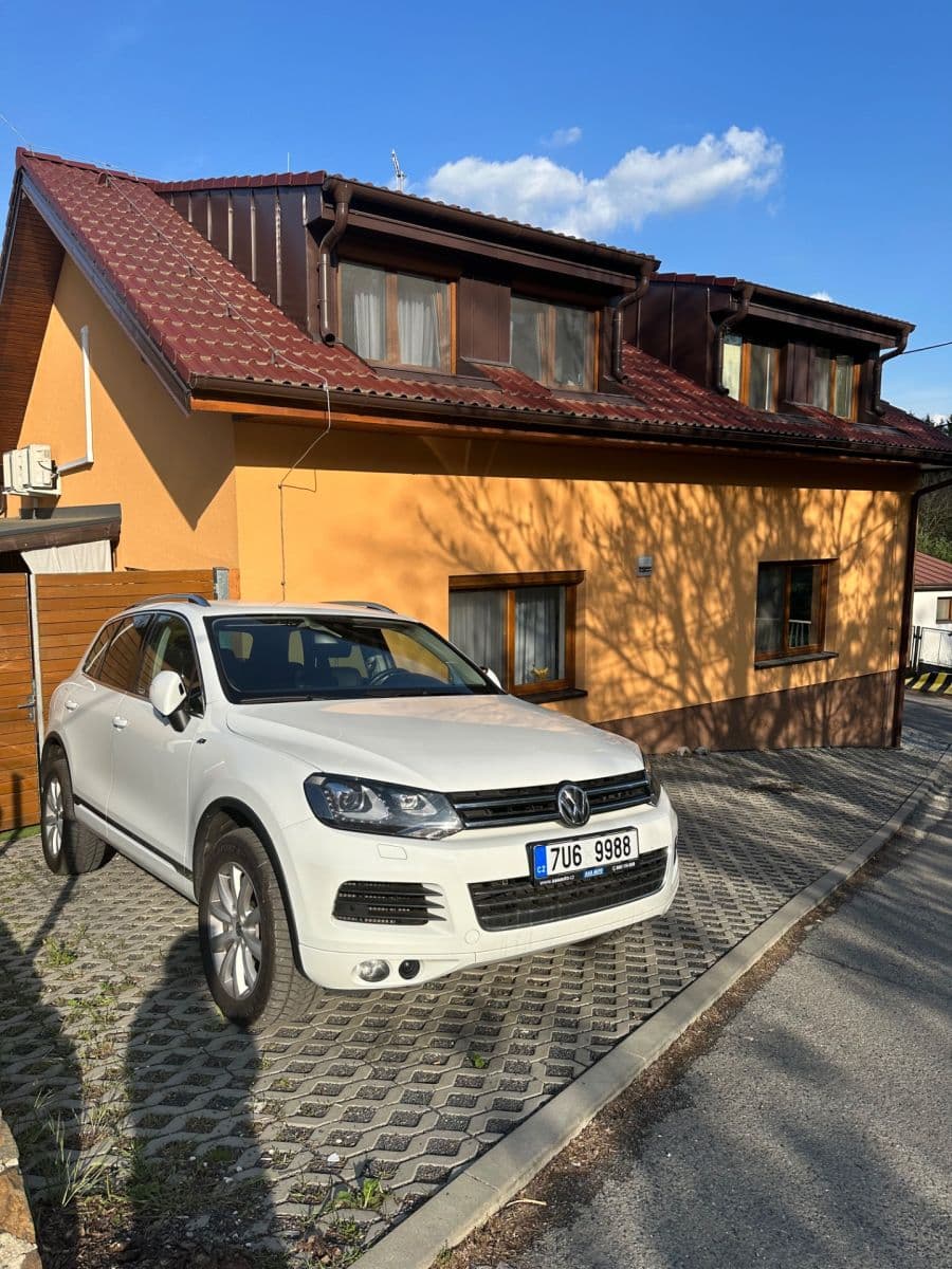 Predaj bytu 3-izbový 81 m², K Dobročovicům, Květnice, Středočeský kraj Predaj bytu 3-izbový 81 m², K Dobročovicům, Květnice, Středočeský kraj