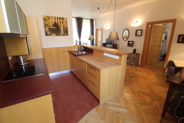 Prenájom bytu 62 m², Dlouhá, Praha, Praha Prenájom bytu 62 m², Dlouhá, Praha, Praha