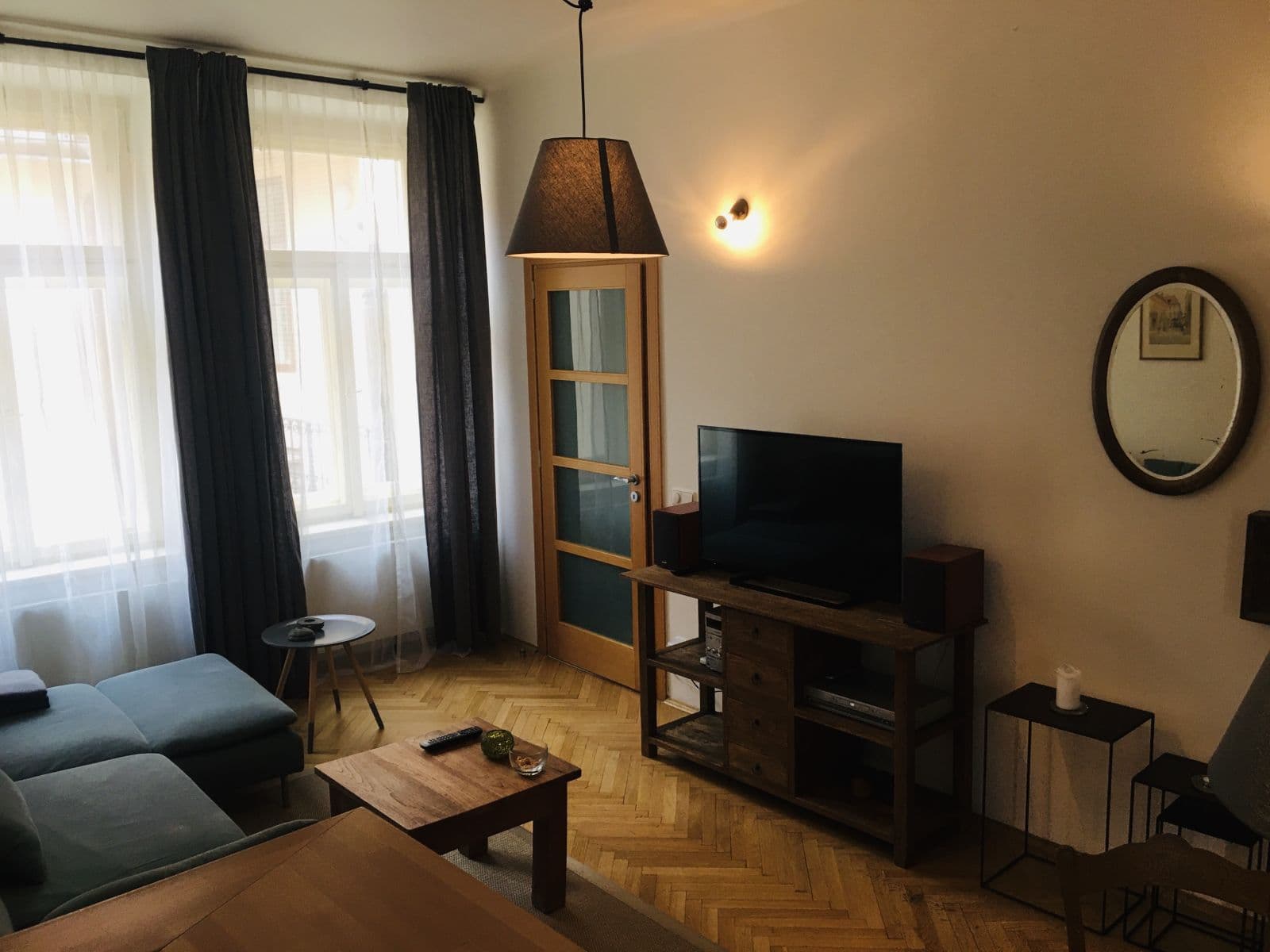 Prenájom bytu 62 m², Dlouhá, Praha, Praha Prenájom bytu 62 m², Dlouhá, Praha, Praha