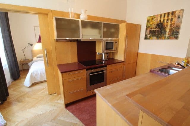 Prenájom bytu 62 m², Dlouhá, Praha, Praha Prenájom bytu 62 m², Dlouhá, Praha, Praha