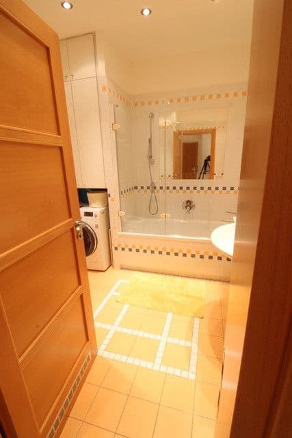 Prenájom bytu 62 m², Dlouhá, Praha, Praha Prenájom bytu 62 m², Dlouhá, Praha, Praha