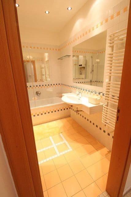 Prenájom bytu 62 m², Dlouhá, Praha, Praha Prenájom bytu 62 m², Dlouhá, Praha, Praha