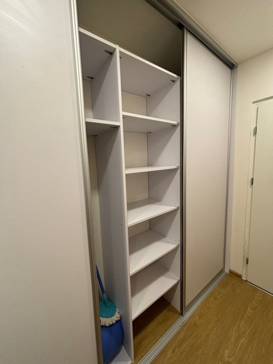 Prenájom bytu 2-izbový 47 m², Zvoncovitá, Praha, Praha Prenájom bytu 2-izbový 47 m², Zvoncovitá, Praha, Praha