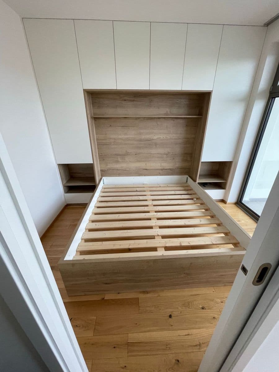 Prenájom bytu 2-izbový 48 m², Na Valentince, Praha, Praha Prenájom bytu 2-izbový 48 m², Na Valentince, Praha, Praha