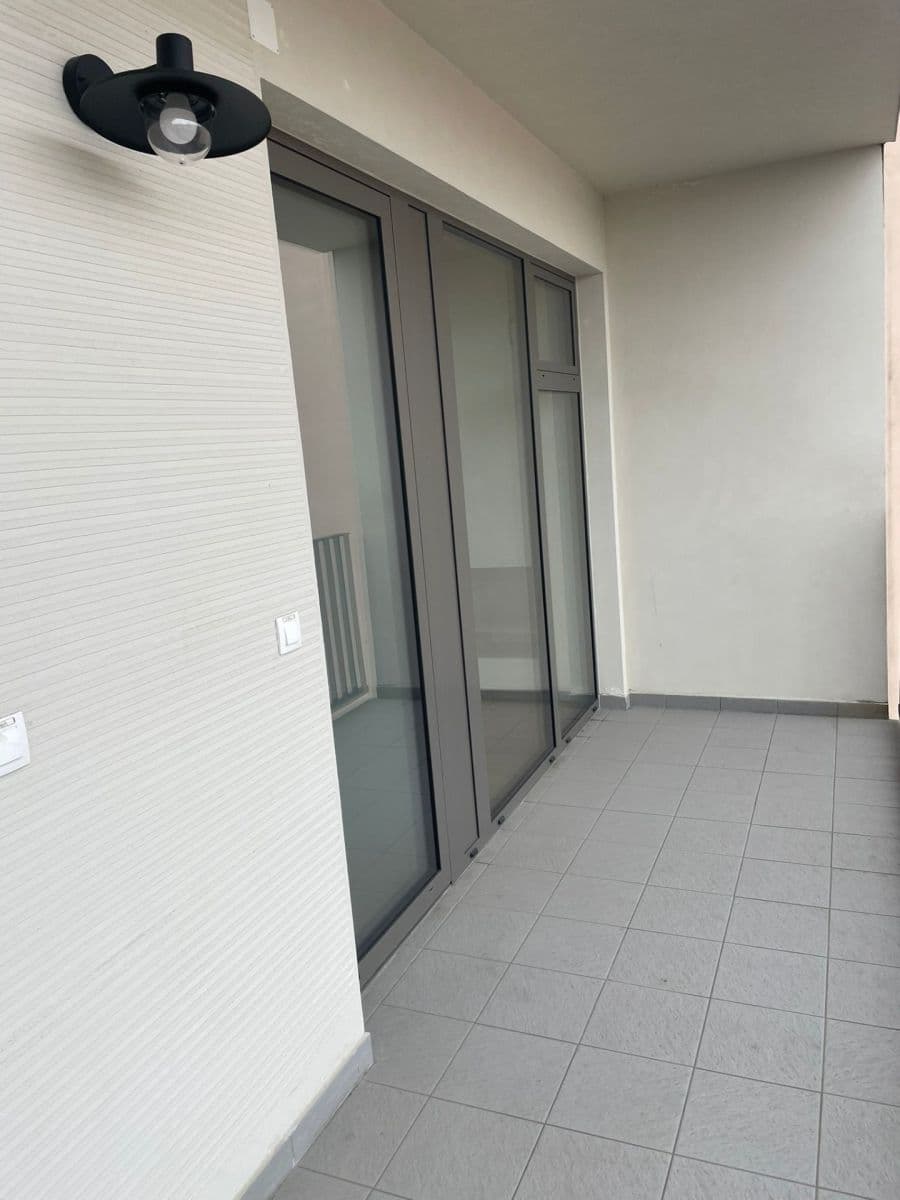 Prenájom bytu 2-izbový 48 m², Na Valentince, Praha, Praha Prenájom bytu 2-izbový 48 m², Na Valentince, Praha, Praha