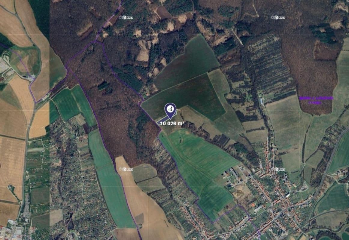 Predaj pozemku 10.026 m², Uherský Brod, Zlínský kraj Predaj pozemku 10.026 m², Uherský Brod, Zlínský kraj