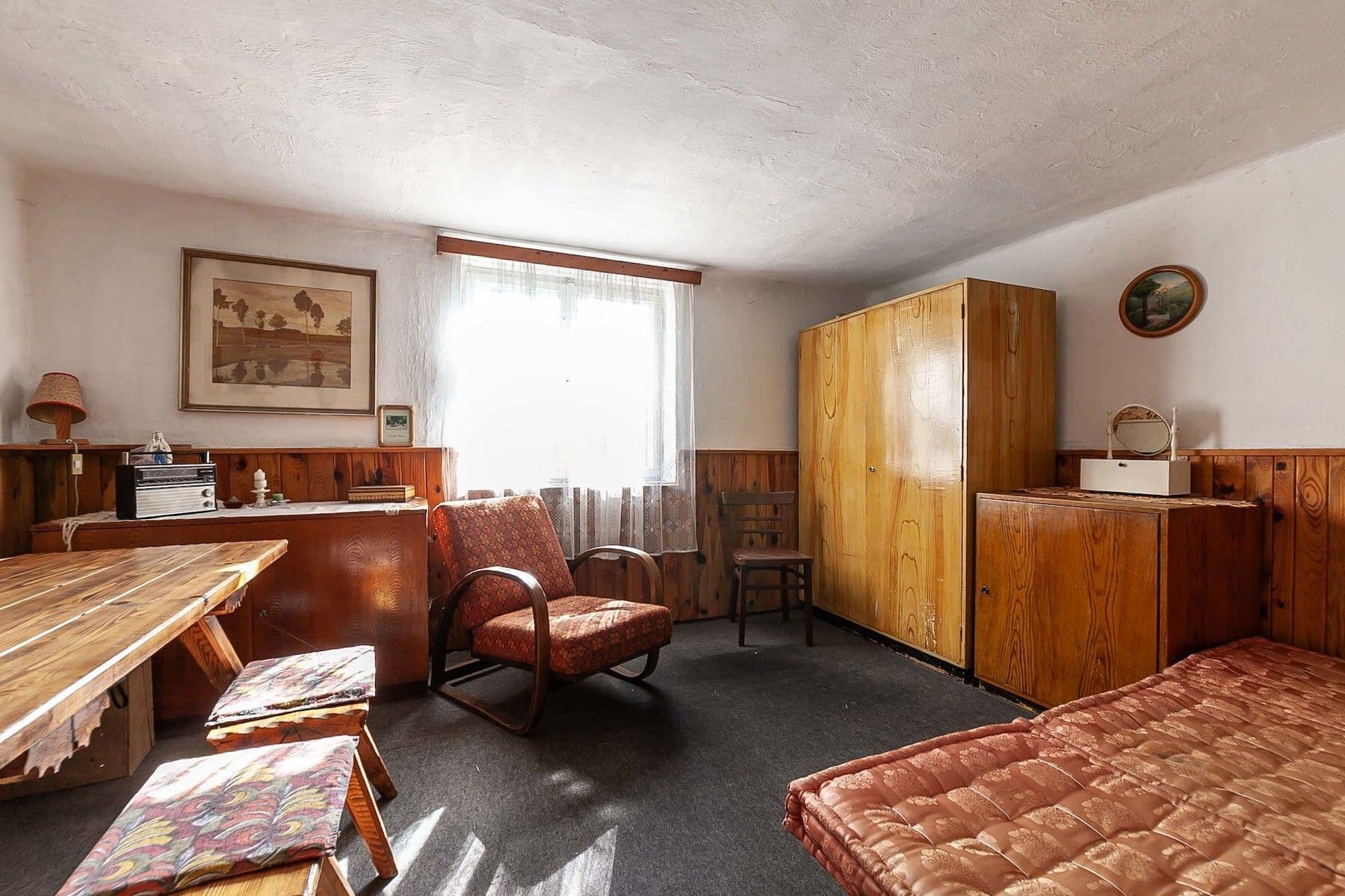 Predaj rekreačného objektu 100 m², pozemek 1.440 m², Malá Hraštice, Středočeský kraj Predaj rekreačného objektu 100 m², pozemek 1.440 m², Malá Hraštice, Středočeský kraj