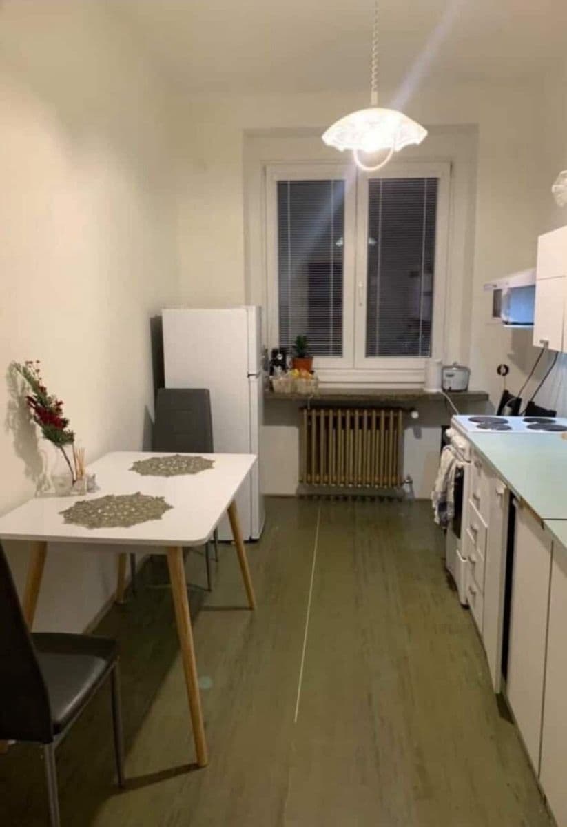 Prenájom bytu 2-izbový 55 m², Táborská, Praha, Praha Prenájom bytu 2-izbový 55 m², Táborská, Praha, Praha