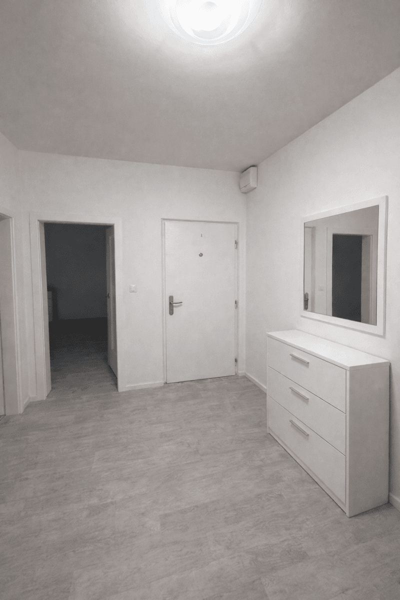 Prenájom bytu 2-izbový 60 m², Terezie Brzkové, Plzeň, Plzeňský kraj Prenájom bytu 2-izbový 60 m², Terezie Brzkové, Plzeň, Plzeňský kraj