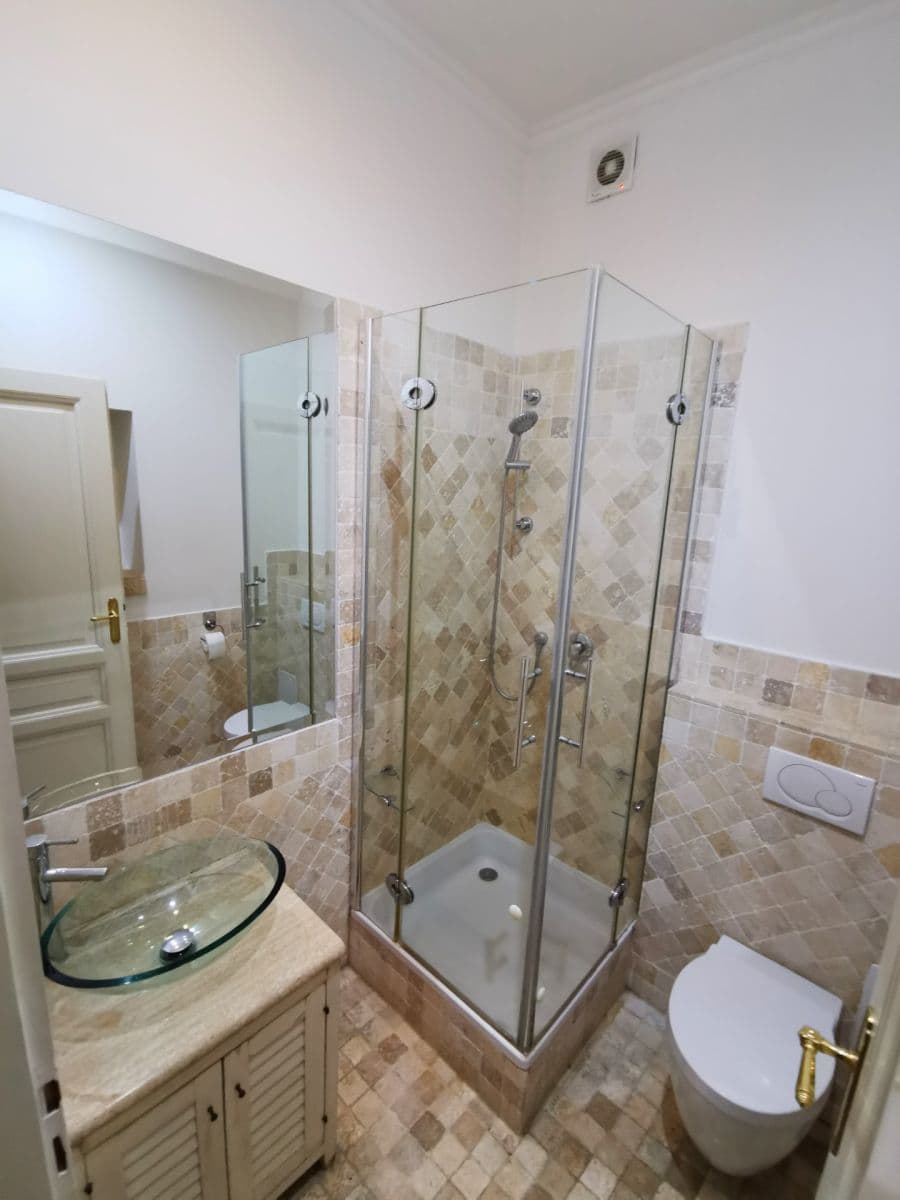 Prenájom bytu 2-izbový 50 m², Na Výtoni, Praha, Praha Prenájom bytu 2-izbový 50 m², Na Výtoni, Praha, Praha