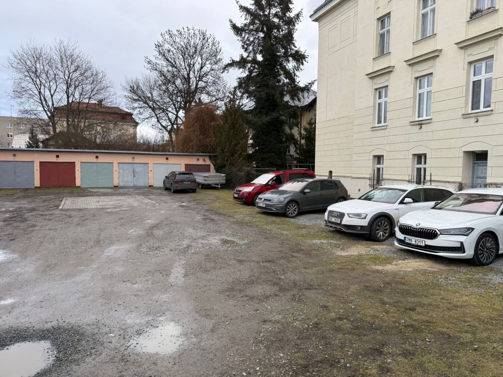 Prenájom garáže 15 m², Dvořákova, Olomouc, Olomoucký kraj Prenájom garáže 15 m², Dvořákova, Olomouc, Olomoucký kraj