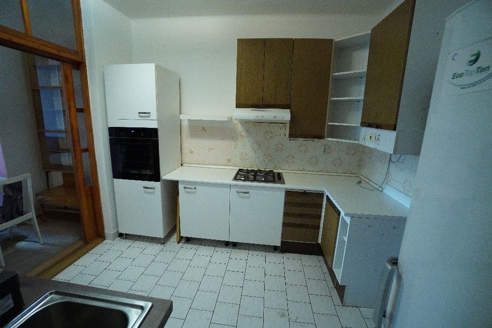 Predaj bytu 3-izbový 64 m², 5. května, Praha, Praha Predaj bytu 3-izbový 64 m², 5. května, Praha, Praha