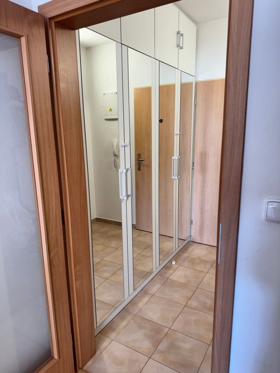 Predaj bytu 2-izbový 48 m², Hvozdecká, Brno, Jihomoravský kraj Predaj bytu 2-izbový 48 m², Hvozdecká, Brno, Jihomoravský kraj