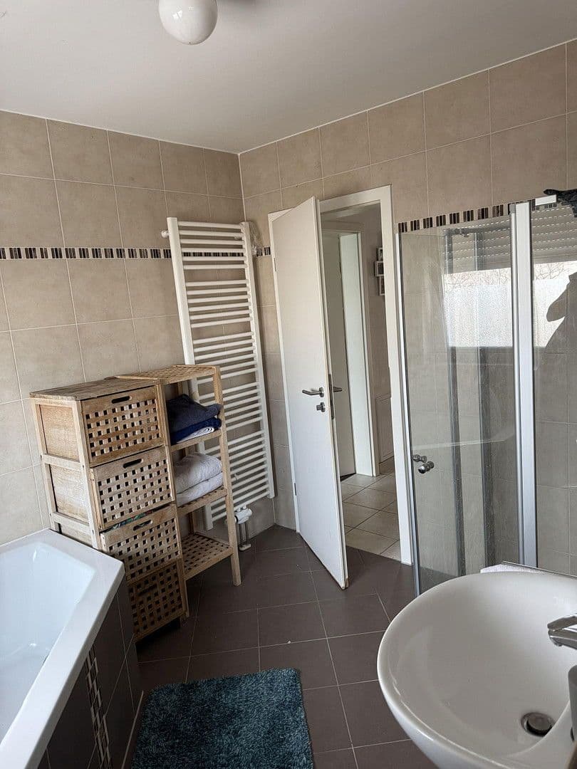 Predaj domu 122 m², pozemek 122 m², Olching, Bavorsko Predaj domu 122 m², pozemek 122 m², Olching, Bavorsko