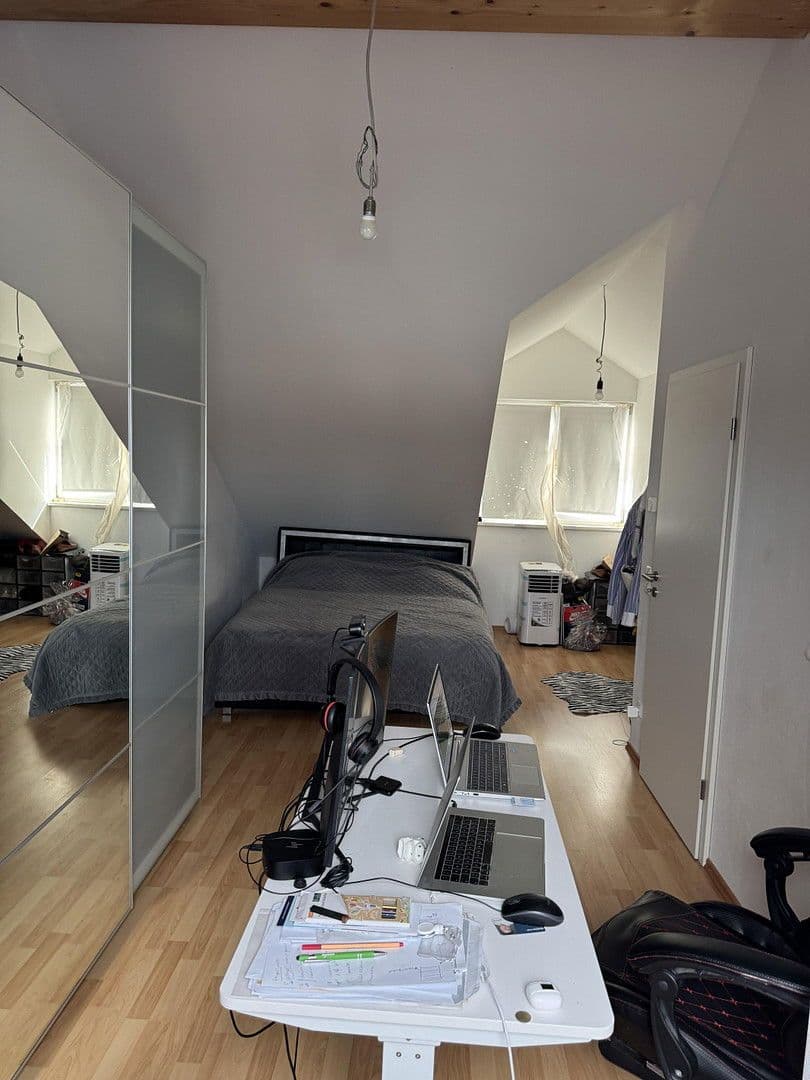 Predaj domu 122 m², pozemek 122 m², Olching, Bavorsko Predaj domu 122 m², pozemek 122 m², Olching, Bavorsko