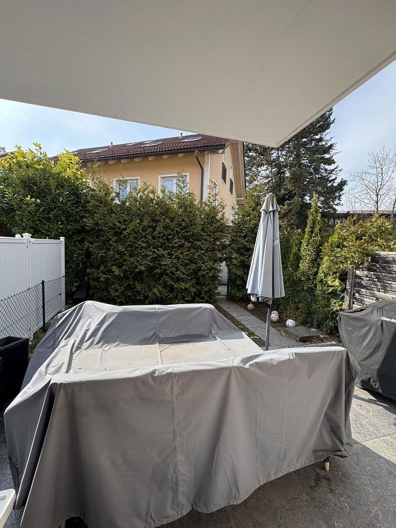 Predaj domu 122 m², pozemek 122 m², Olching, Bavorsko Predaj domu 122 m², pozemek 122 m², Olching, Bavorsko