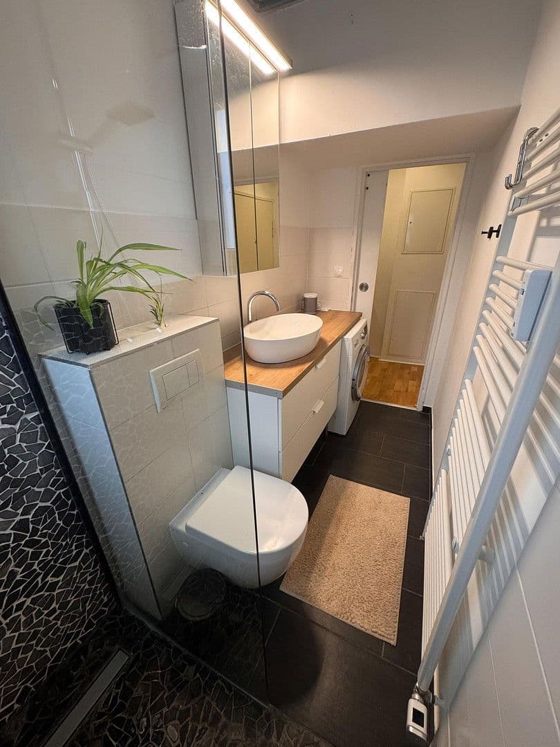 Predaj bytu 2-izbový 49 m², Berlin, Berlín Predaj bytu 2-izbový 49 m², Berlin, Berlín