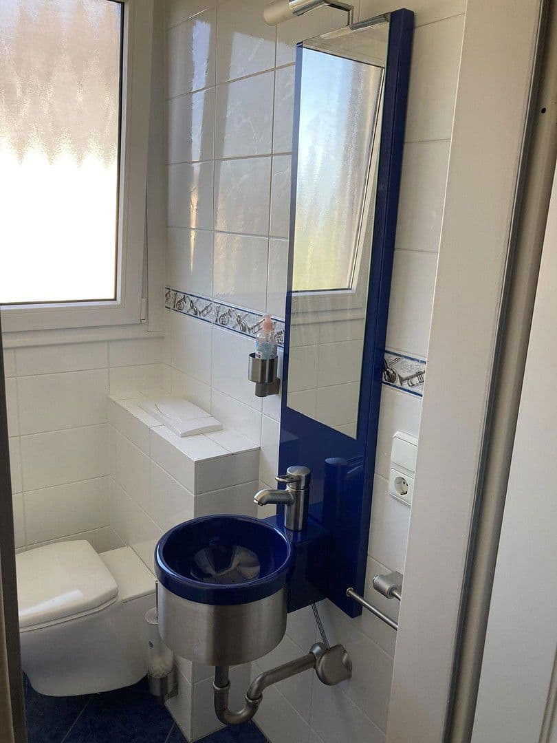 Prenájom bytu 4-izbový 109 m², Waldstraße 3, Kenn, Porýnie-Falcko Prenájom bytu 4-izbový 109 m², Waldstraße 3, Kenn, Porýnie-Falcko