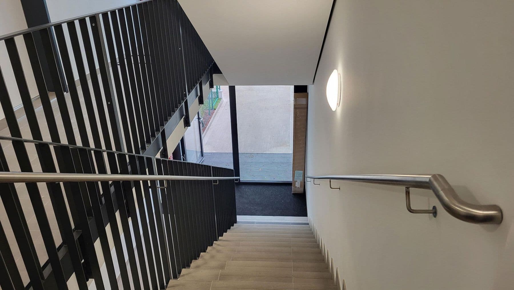 Prenájom bytu 2-izbový 45 m², Am Kanal 111/2/9, Wien, Viedeň Prenájom bytu 2-izbový 45 m², Am Kanal 111/2/9, Wien, Viedeň