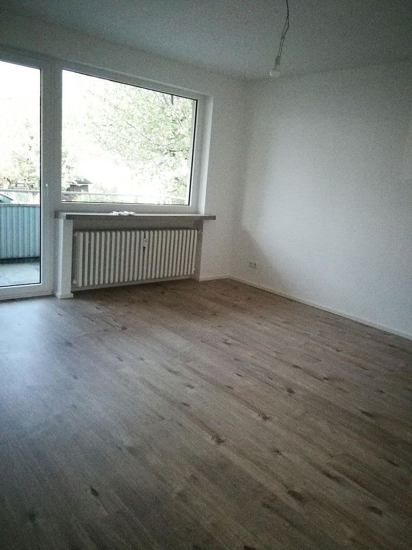 Prenájom bytu 3-izbový 70 m², Giesen, Dolné Sasko Prenájom bytu 3-izbový 70 m², Giesen, Dolné Sasko