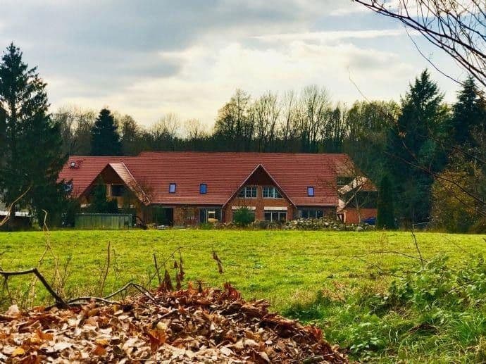 Prenájom domu 195 m², pozemek 400 m², Meiereiweg 25, Pirna, Sasko Prenájom domu 195 m², pozemek 400 m², Meiereiweg 25, Pirna, Sasko