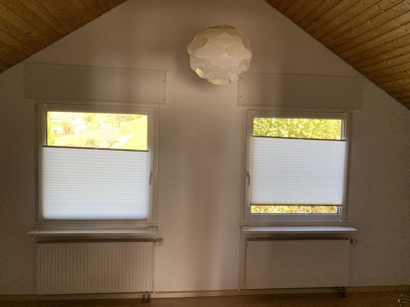 Predaj domu 236 m², pozemek 692 m², Hirschenweg 14, Buchenbach, Bádensko-Wurttembersko Predaj domu 236 m², pozemek 692 m², Hirschenweg 14, Buchenbach, Bádensko-Wurttembersko