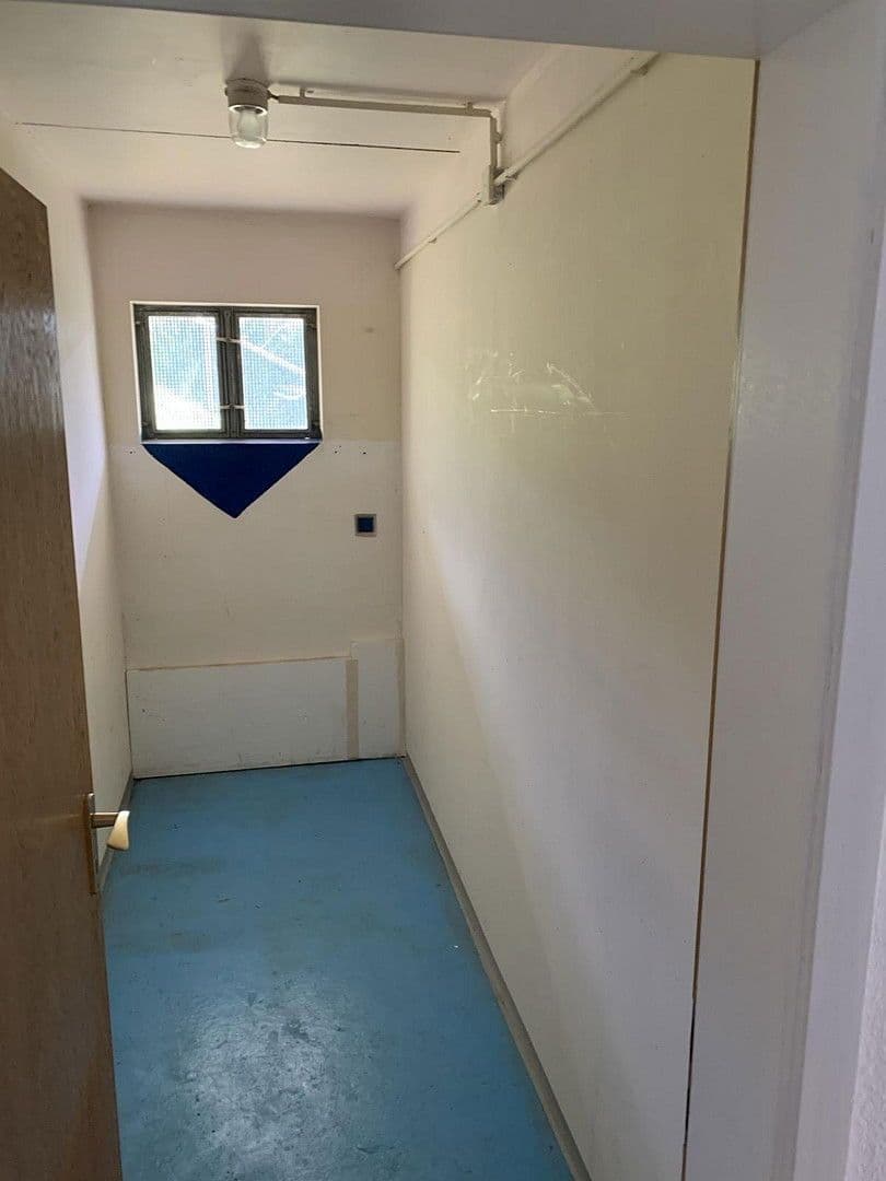 Predaj domu 236 m², pozemek 692 m², Hirschenweg 14, Buchenbach, Bádensko-Wurttembersko Predaj domu 236 m², pozemek 692 m², Hirschenweg 14, Buchenbach, Bádensko-Wurttembersko