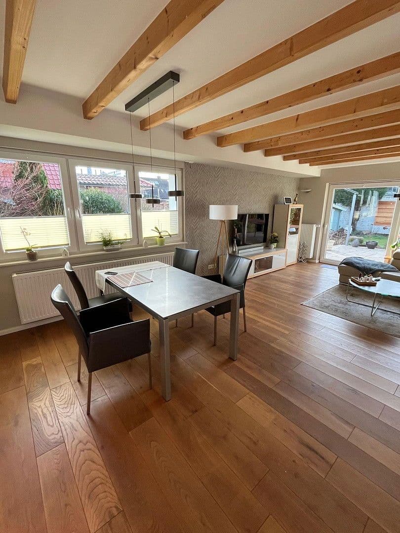 Predaj domu 122 m², pozemek 602 m², Düsseldorf, Severné Porýnie - Westfálsko Predaj domu 122 m², pozemek 602 m², Düsseldorf, Severné Porýnie - Westfálsko