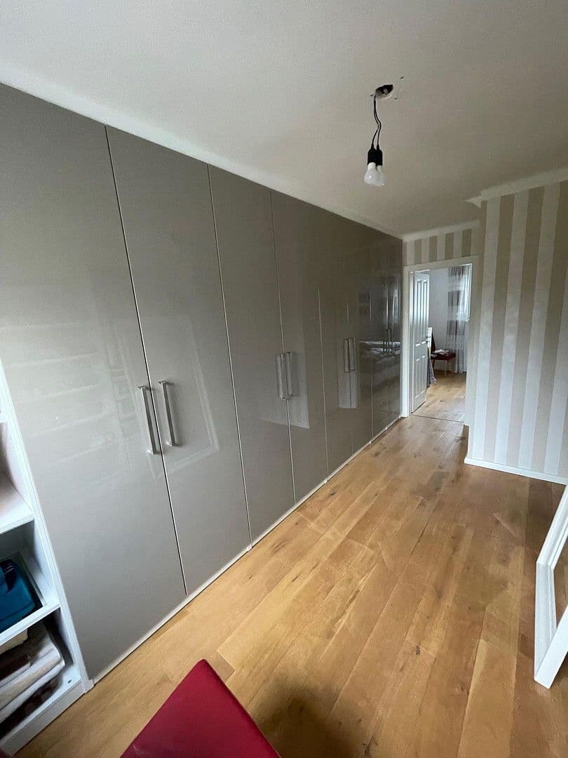 Predaj domu 122 m², pozemek 602 m², Düsseldorf, Severné Porýnie - Westfálsko Predaj domu 122 m², pozemek 602 m², Düsseldorf, Severné Porýnie - Westfálsko