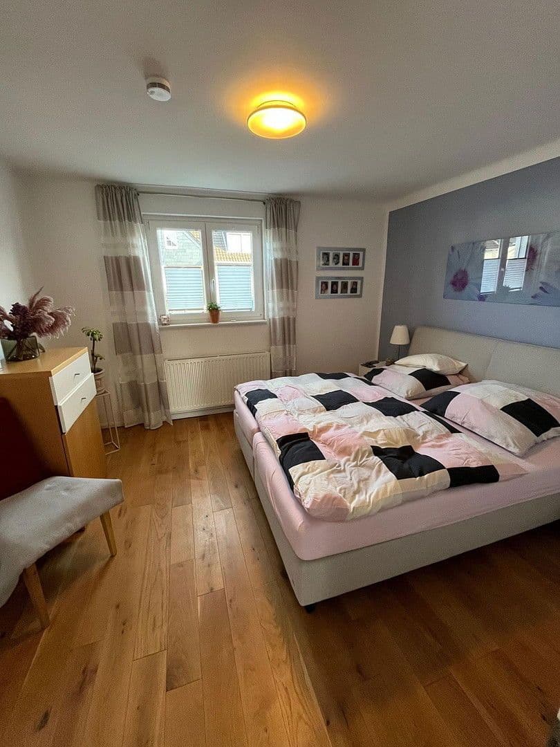 Predaj domu 122 m², pozemek 602 m², Düsseldorf, Severné Porýnie - Westfálsko Predaj domu 122 m², pozemek 602 m², Düsseldorf, Severné Porýnie - Westfálsko