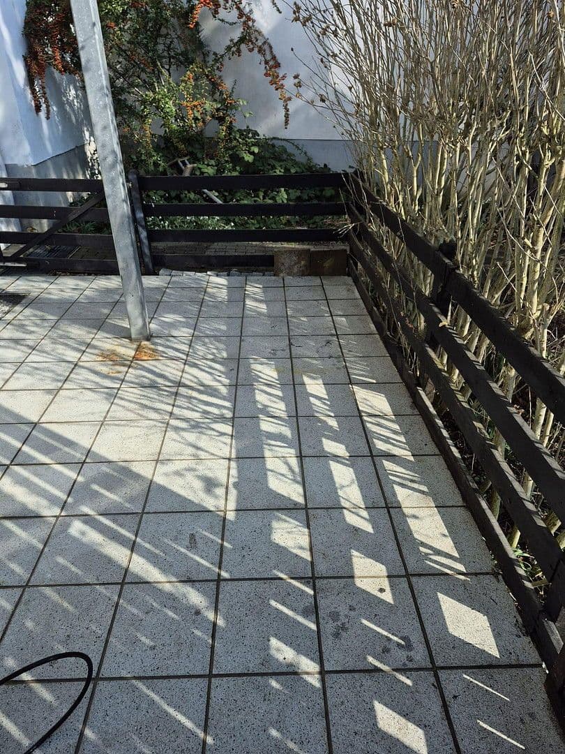 Prenájom bytu 2-izbový 69 m², Leipziger Straße 19, Schkeuditz, Sasko Prenájom bytu 2-izbový 69 m², Leipziger Straße 19, Schkeuditz, Sasko