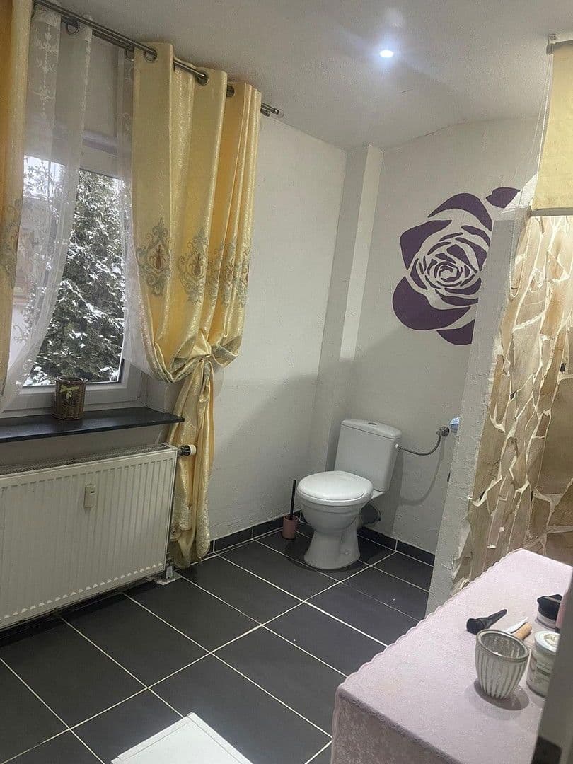 Predaj domu 140 m², pozemek 416 m², Mücke, Hesensko Predaj domu 140 m², pozemek 416 m², Mücke, Hesensko