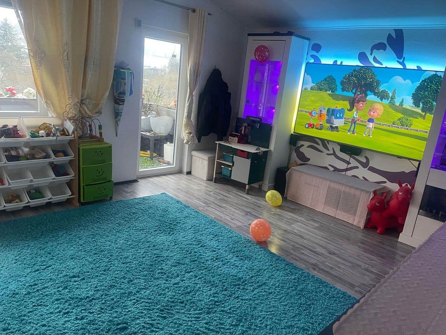 Predaj domu 140 m², pozemek 416 m², Mücke, Hesensko Predaj domu 140 m², pozemek 416 m², Mücke, Hesensko