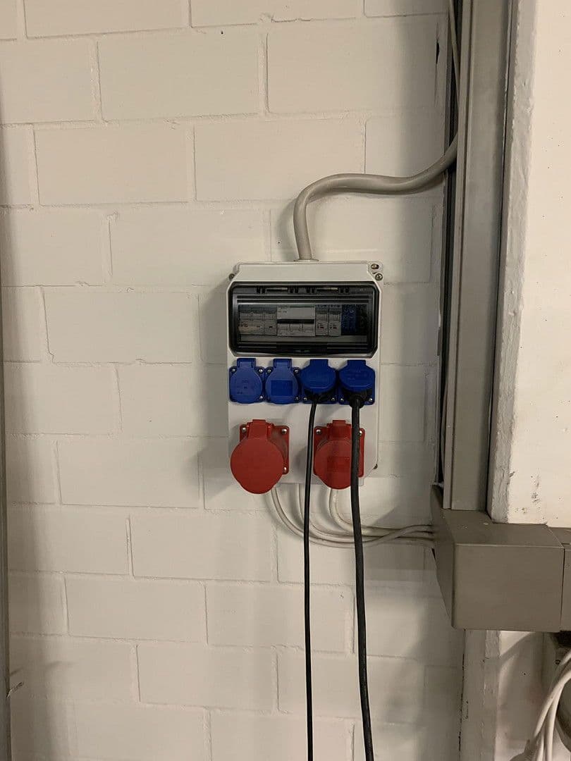 Prenájom nebytového priestoru 60 m², Dieselstrasse 1, Rottenburg a. d. Laaber, Bavorsko Prenájom nebytového priestoru 60 m², Dieselstrasse 1, Rottenburg a. d. Laaber, Bavorsko