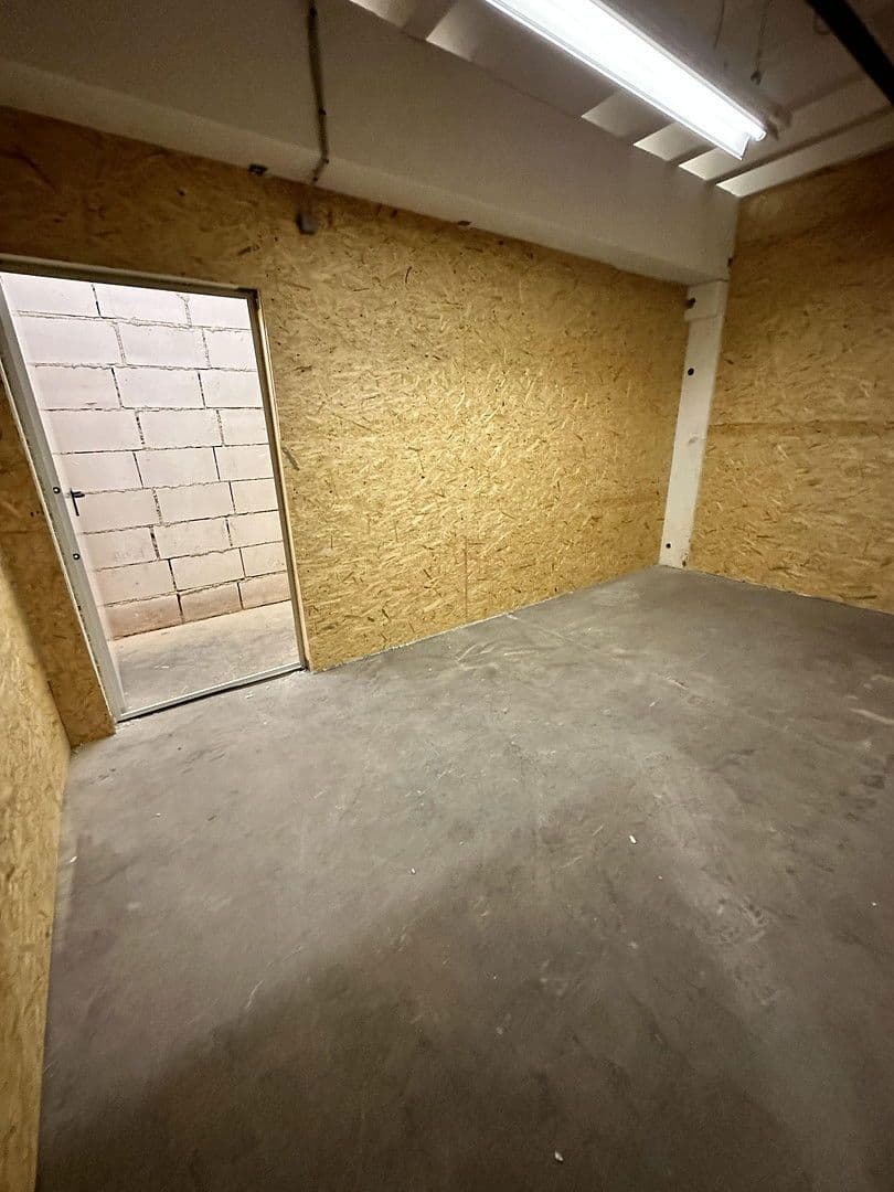 Prenájom nebytového priestoru 60 m², Dieselstrasse 1, Rottenburg a. d. Laaber, Bavorsko Prenájom nebytového priestoru 60 m², Dieselstrasse 1, Rottenburg a. d. Laaber, Bavorsko