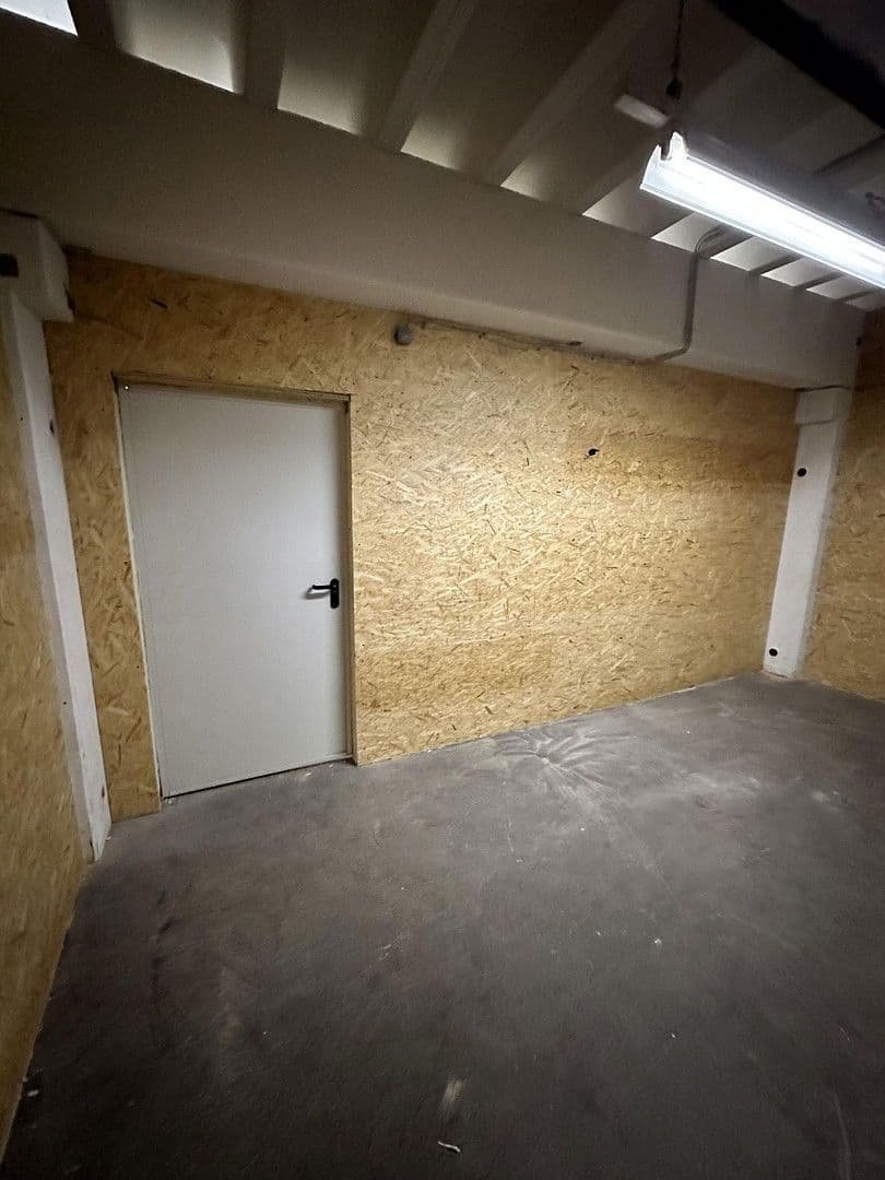 Prenájom nebytového priestoru 60 m², Dieselstrasse 1, Rottenburg a. d. Laaber, Bavorsko Prenájom nebytového priestoru 60 m², Dieselstrasse 1, Rottenburg a. d. Laaber, Bavorsko