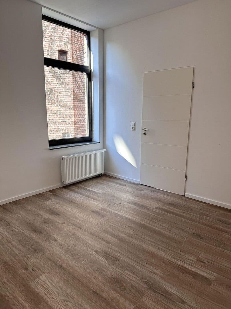 Predaj bytu 4-izbový 86 m², Adalbertsteinweg 204, Aachen, Severné Porýnie - Westfálsko Predaj bytu 4-izbový 86 m², Adalbertsteinweg 204, Aachen, Severné Porýnie - Westfálsko
