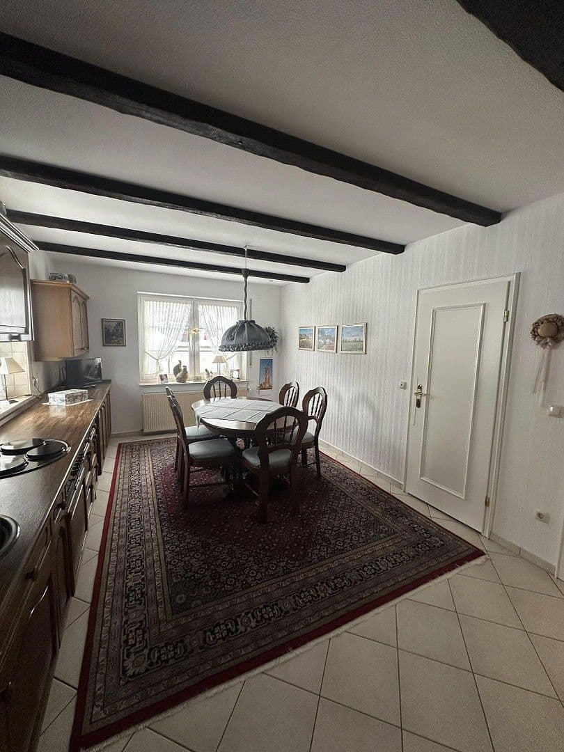 Predaj domu 230 m², pozemek 809 m², Volkmarsen, Hesensko Predaj domu 230 m², pozemek 809 m², Volkmarsen, Hesensko